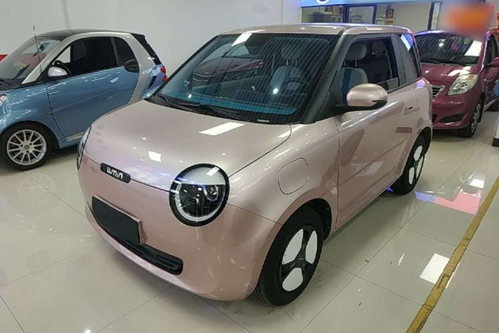 Used CHANGAN NEVO Lumin 2022 155 km – Refreshingly Sweet Edition Front Left 45 Deg