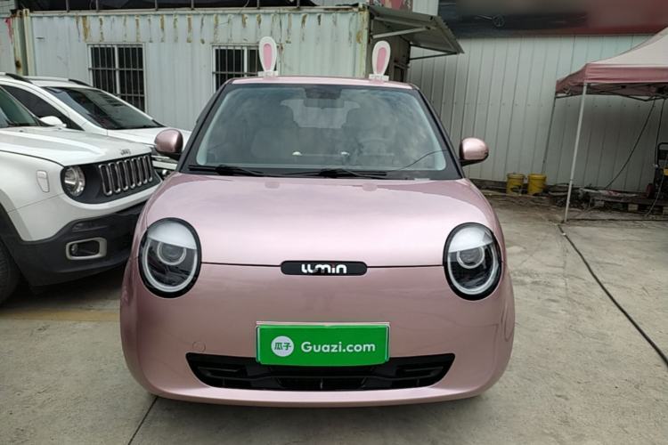 Used CHANGAN NEVO Lumin 2022 155 km – Refreshingly Sweet Edition Front