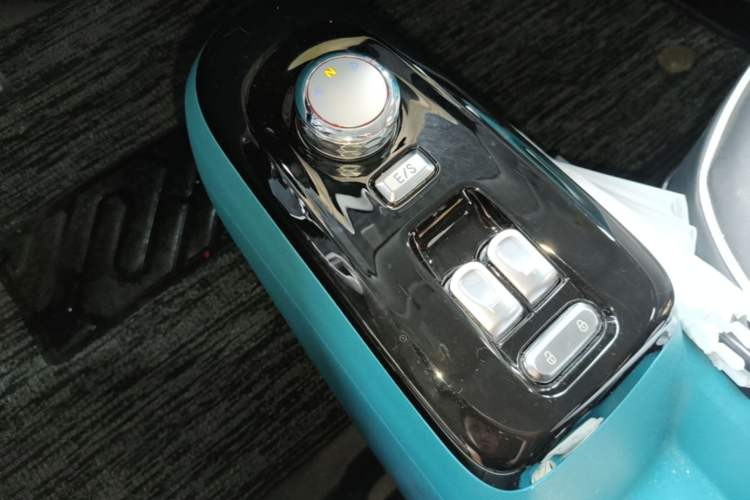 Used CHANGAN NEVO Lumin 2022 301km Honey-Sweet Version Gear Lever