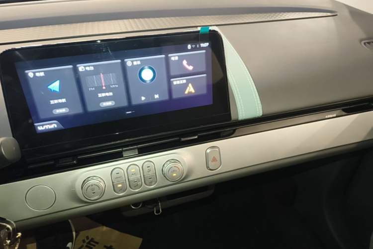 Used CHANGAN NEVO Lumin 2022 155 km – Refreshingly Sweet Edition Audio And AC Panel