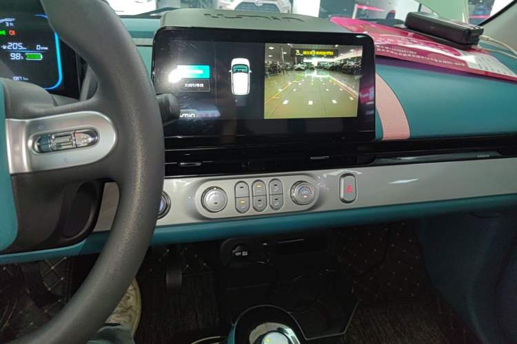 Used CHANGAN NEVO Lumin 2022 210km Sweet Edition Audio And AC Panel