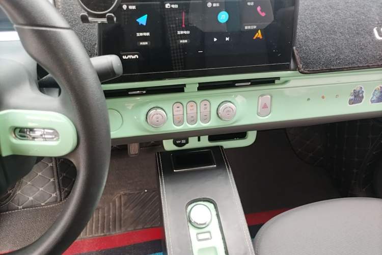 Used CHANGAN NEVO Lumin 2022 210km Sweet Edition Audio And AC Panel