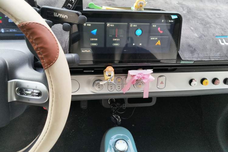 Used CHANGAN NEVO Lumin 2022 155 km – Refreshingly Sweet Edition Audio And AC Panel