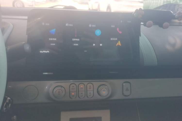 Used CHANGAN NEVO Lumin 2022 155 km – Refreshingly Sweet Edition Audio And AC Panel