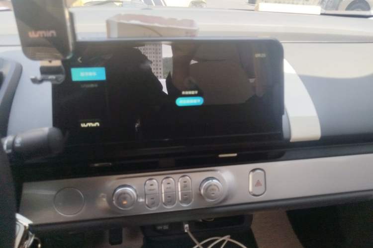 Used CHANGAN NEVO Lumin 2022 155 km – Refreshingly Sweet Edition Audio And AC Panel