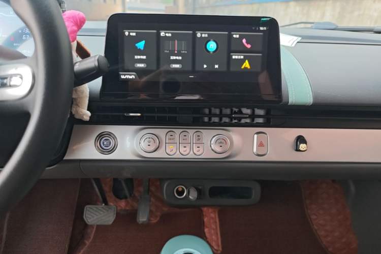 Used CHANGAN NEVO Lumin 2022 210km Sweet Edition Audio And AC Panel