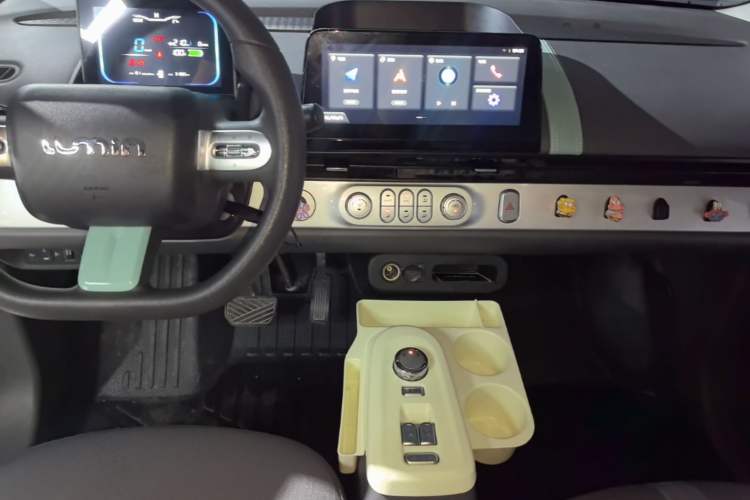 Used CHANGAN NEVO Lumin 2022 210km Sweet Edition Audio And AC Panel