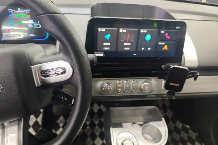 Used CHANGAN NEVO Lumin 2022 210km Sweet Edition Audio And AC Panel