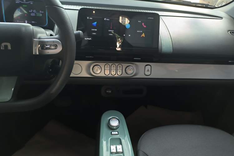 Used CHANGAN NEVO Lumin 2022 210km Sweet Edition Audio And AC Panel