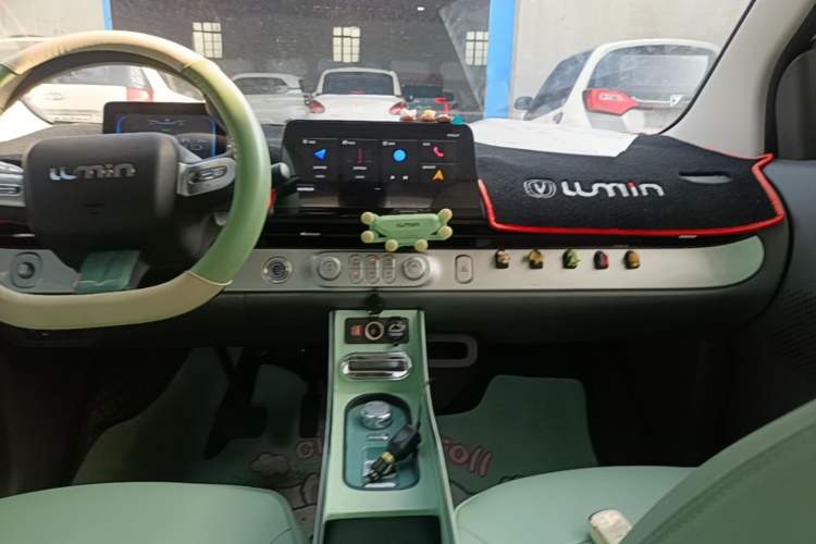 Used CHANGAN NEVO Lumin 2022 155 km – Refreshingly Sweet Edition Audio And AC Panel