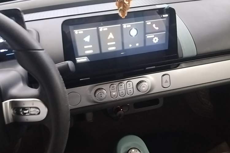 Used CHANGAN NEVO Lumin 2022 210km Sweet Edition Audio And AC Panel
