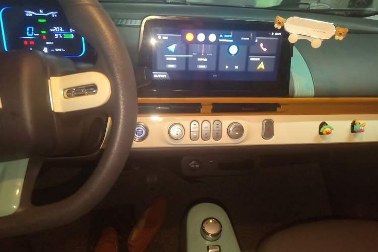 Used CHANGAN NEVO Lumin 2022 210km Sweet Edition Audio And AC Panel