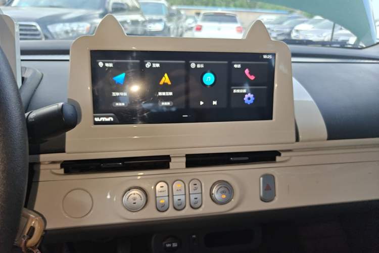 Used CHANGAN NEVO Lumin 2022 210km Sweet Edition Audio And AC Panel