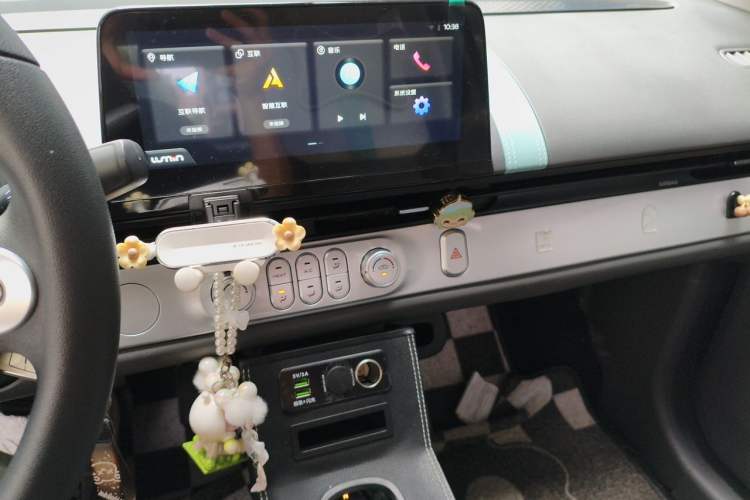 Used CHANGAN NEVO Lumin 2022 210km Sweet Edition Audio And AC Panel