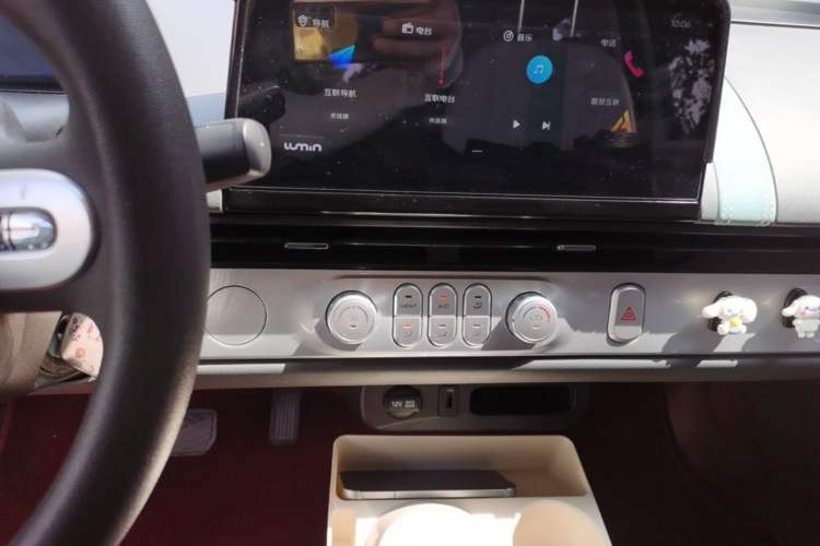 Used CHANGAN NEVO Lumin 2022 210km Sweet Edition Audio And AC Panel