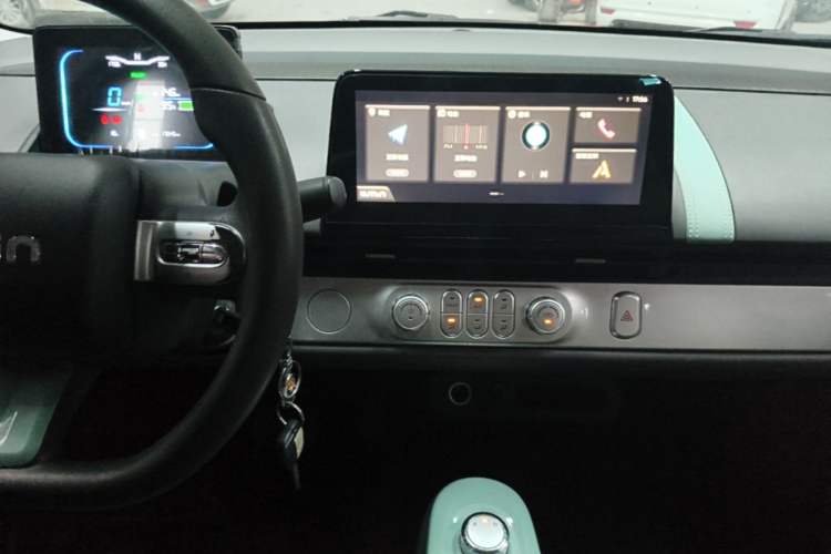 Used CHANGAN NEVO Lumin 2022 155 km – Refreshingly Sweet Edition Audio And AC Panel