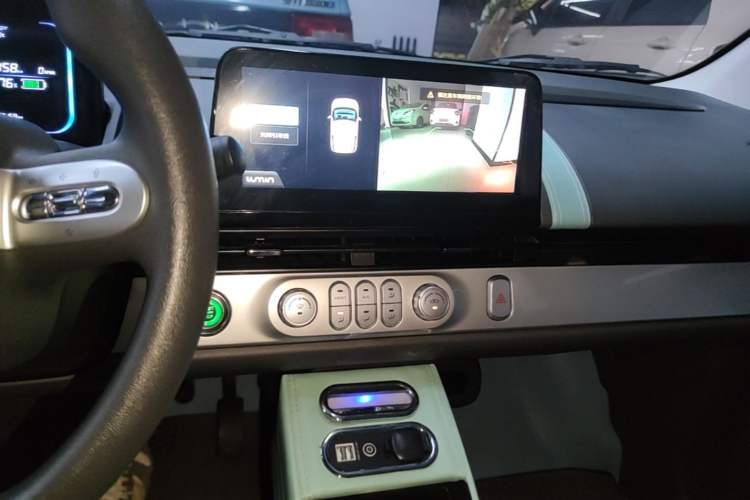 Used CHANGAN NEVO Lumin 2022 210km Sweet Edition Audio And AC Panel