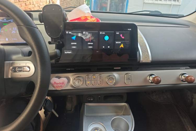 Used CHANGAN NEVO Lumin 2022 210km Sweet Edition Audio And AC Panel