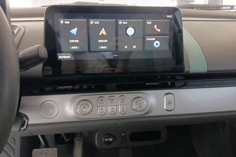 Used CHANGAN NEVO Lumin 2022 210km Sweet Edition Audio And AC Panel