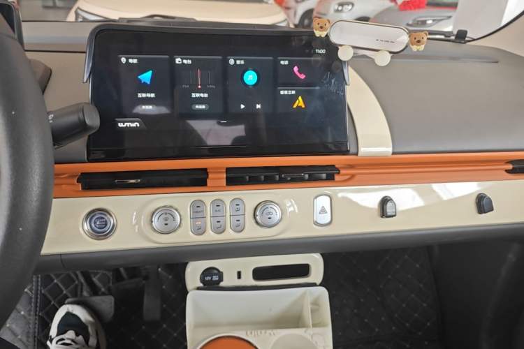 Used CHANGAN NEVO Lumin 2022 155 km – Refreshingly Sweet Edition Audio And AC Panel