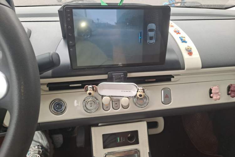 Used CHANGAN NEVO Lumin 2022 210km Sweet Edition Audio And AC Panel