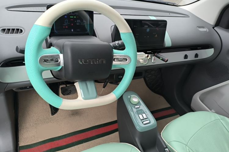 Used CHANGAN NEVO Lumin 2022 210km Sweet Edition Center Console