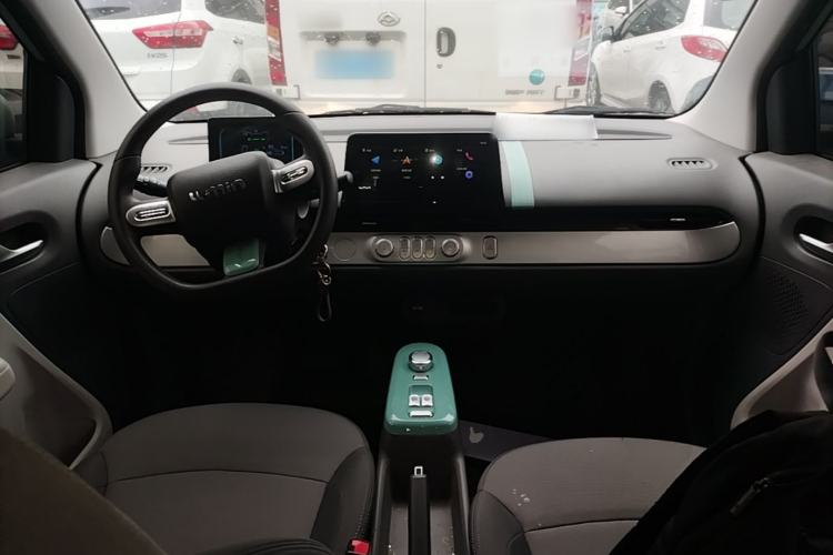 Used CHANGAN NEVO Lumin 2022 210km Sweet Edition Center Console