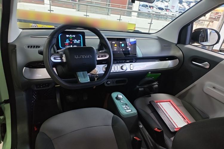 Used CHANGAN NEVO Lumin 2022 210km Sweet Edition Center Console