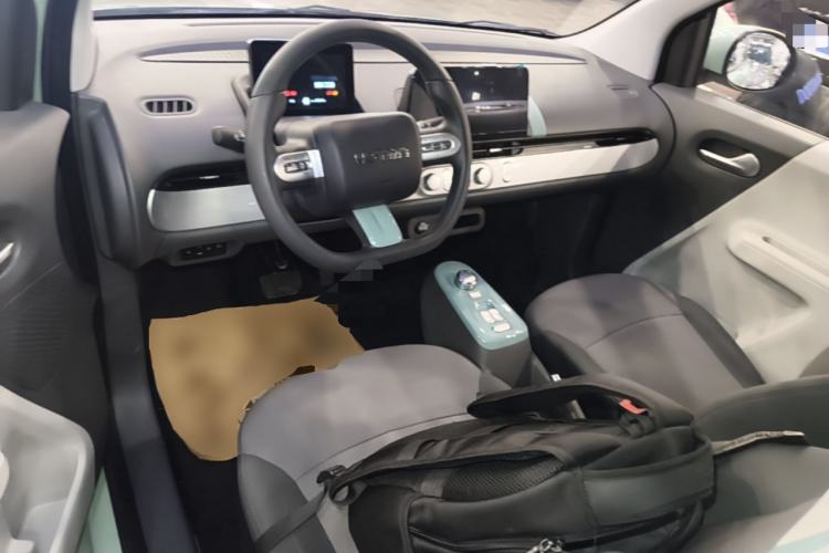 Used CHANGAN NEVO Lumin 2022 155 km – Refreshingly Sweet Edition Center Console