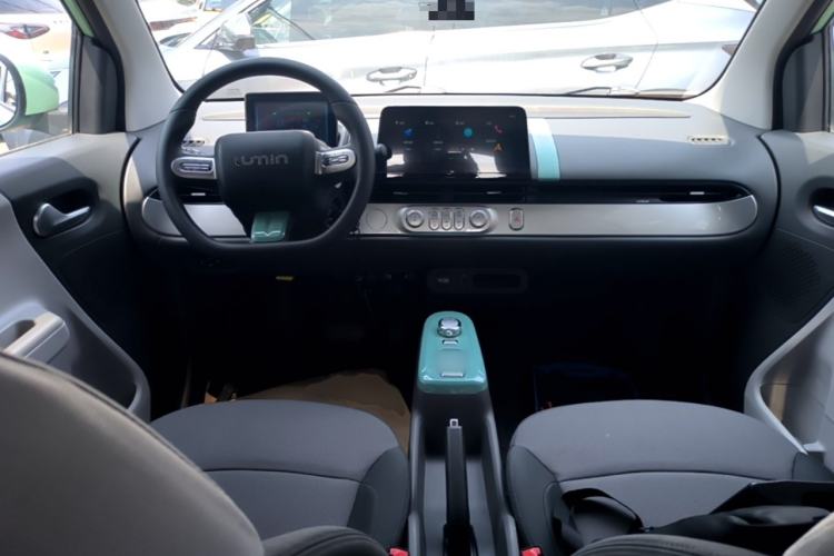 Used CHANGAN NEVO Lumin 2022 210km Sweet Edition Center Console
