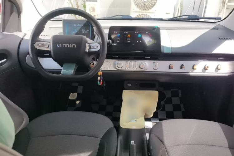 Used CHANGAN NEVO Lumin 2022 210km Sweet Edition Center Console