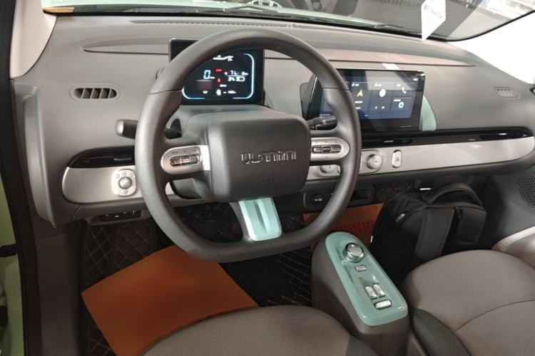 Used CHANGAN NEVO Lumin 2022 210km Sweet Edition Center Console