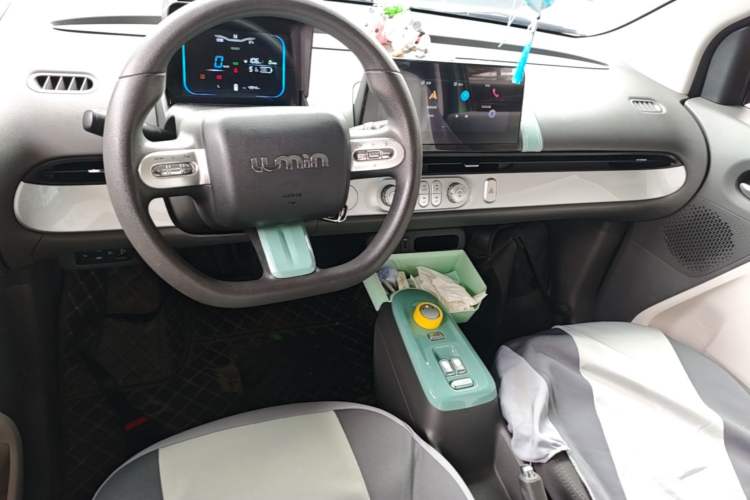 Used CHANGAN NEVO Lumin 2022 210km Sweet Edition Center Console