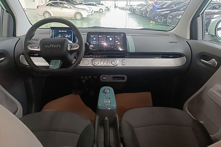 Used CHANGAN NEVO Lumin 2022 155 km – Refreshingly Sweet Edition Center Console