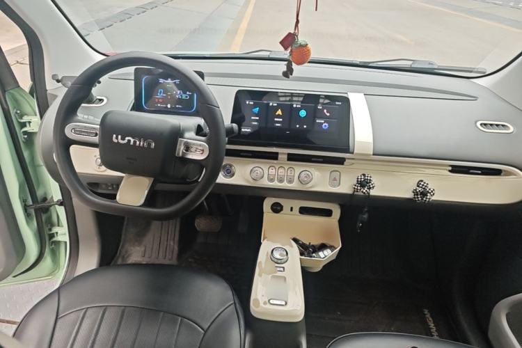 Used CHANGAN NEVO Lumin 2022 210km Sweet Edition Center Console