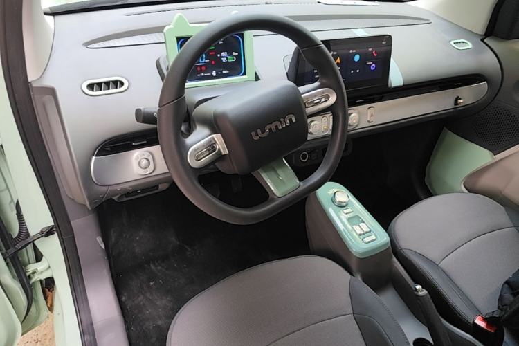 Used CHANGAN NEVO Lumin 2022 210km Sweet Edition Center Console