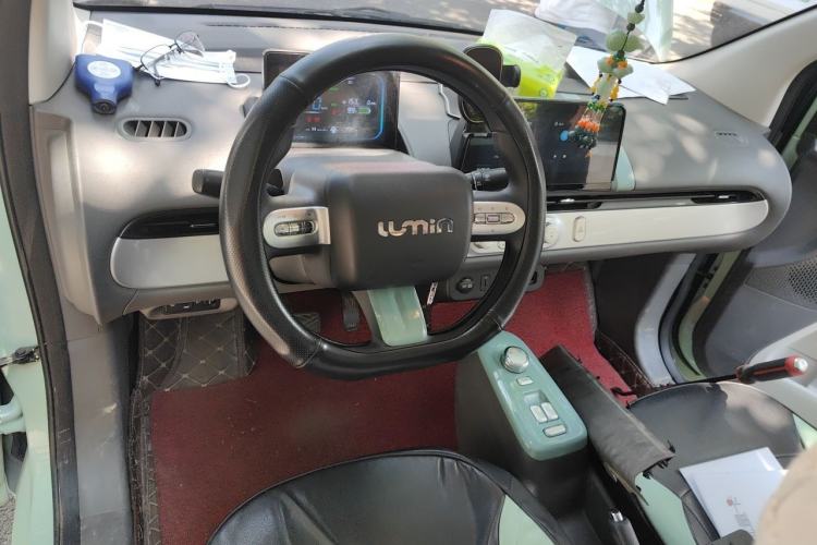Used CHANGAN NEVO Lumin 2022 155 km – Refreshingly Sweet Edition Center Console