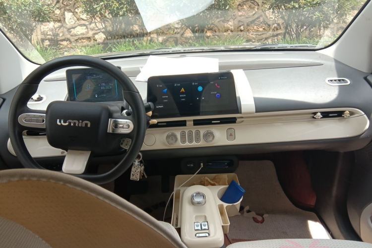 Used CHANGAN NEVO Lumin 2022 210km Sweet Edition Center Console
