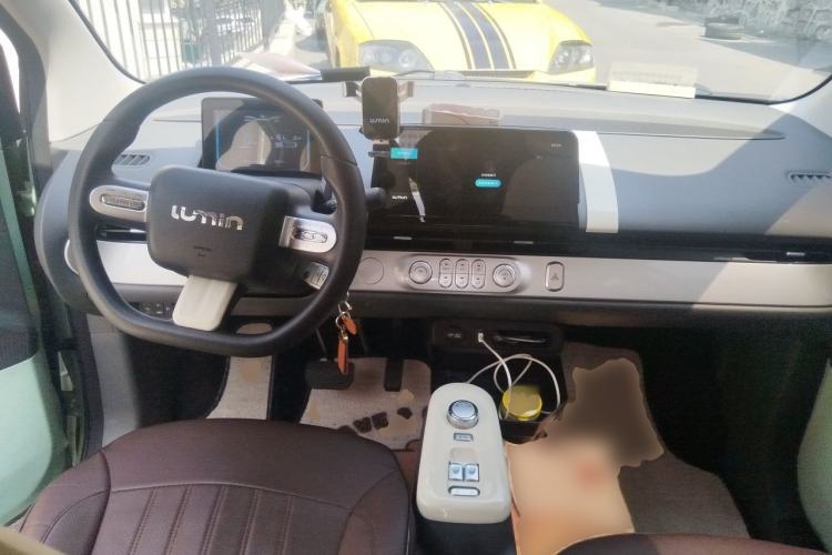 Used CHANGAN NEVO Lumin 2022 155 km – Refreshingly Sweet Edition Center Console