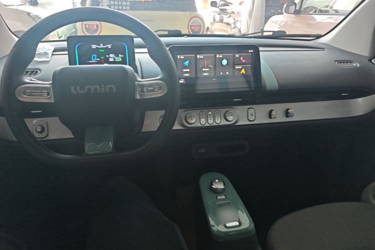 Used CHANGAN NEVO Lumin 2022 210km Sweet Edition Center Console