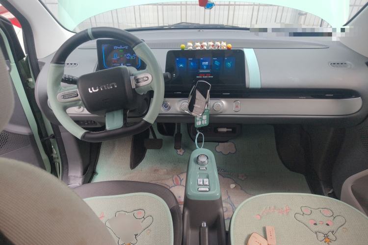 Used CHANGAN NEVO Lumin 2022 301km Honey-Sweet Version Center Console