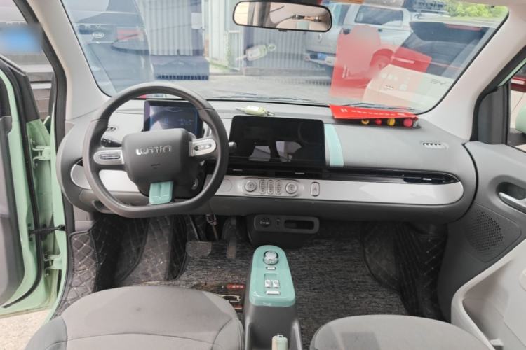 Used CHANGAN NEVO Lumin 2022 210km Sweet Edition Center Console