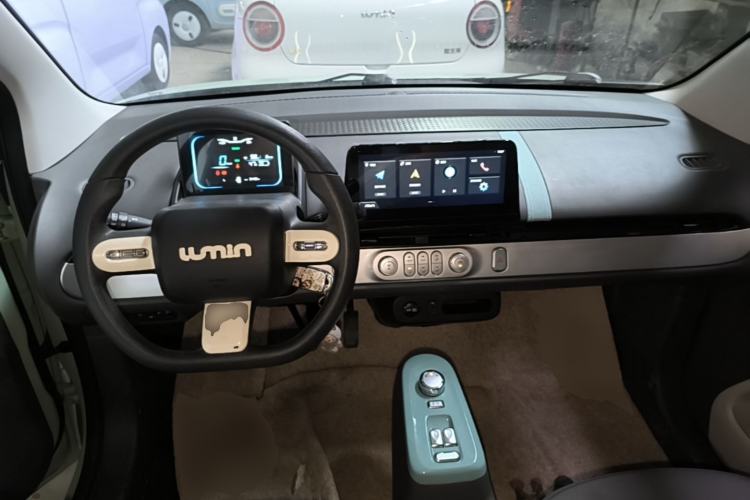 Used CHANGAN NEVO Lumin 2022 210km Sweet Edition Center Console
