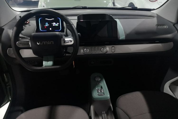 Used CHANGAN NEVO Lumin 2022 301km Honey-Sweet Version Center Console