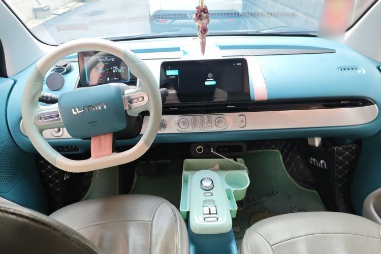 Used CHANGAN NEVO Lumin 2022 210km Sweet Edition Center Console