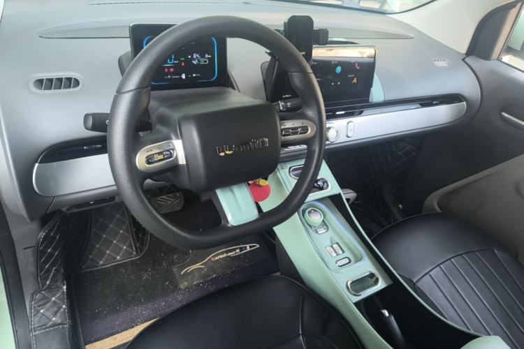 Used CHANGAN NEVO Lumin 2022 155 km – Refreshingly Sweet Edition Center Console