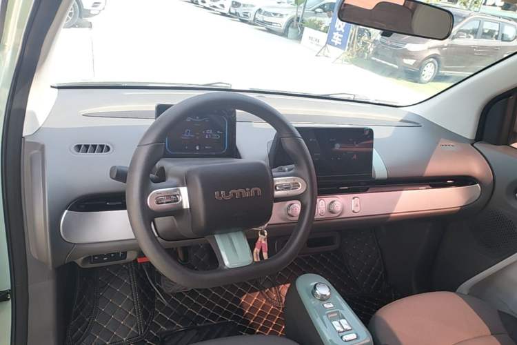 Used CHANGAN NEVO Lumin 2022 155 km – Refreshingly Sweet Edition Center Console