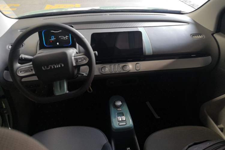 Used CHANGAN NEVO Lumin 2022 155 km – Refreshingly Sweet Edition Center Console