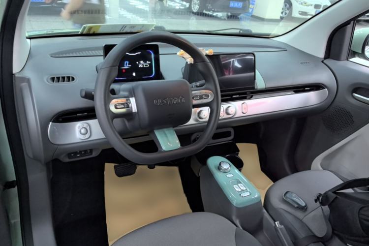 Used CHANGAN NEVO Lumin 2022 210km Sweet Edition Center Console