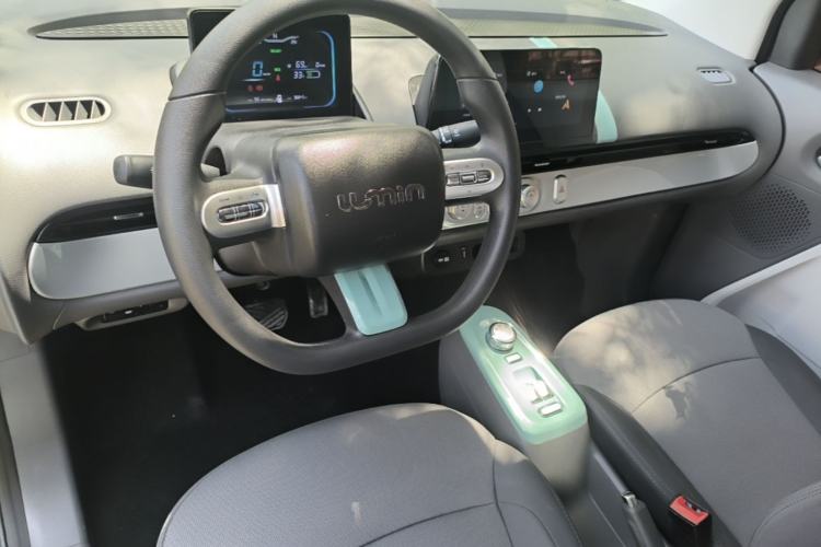 Used CHANGAN NEVO Lumin 2022 210km Sweet Edition Center Console